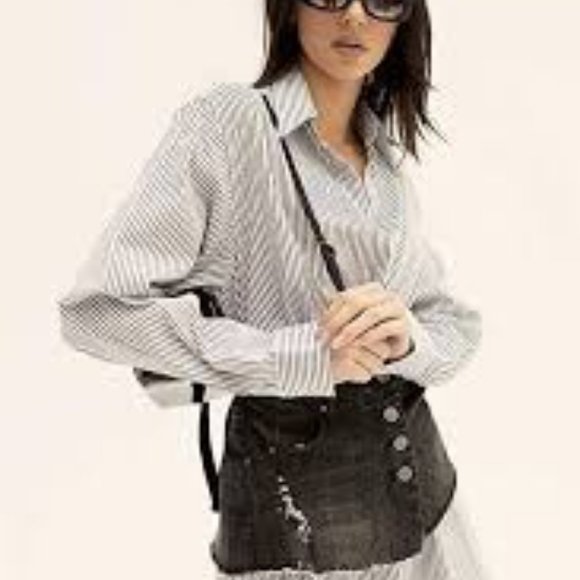 Kendall & Kylie Tops - Kendall + Kylie Oversized Poplin Shirt
